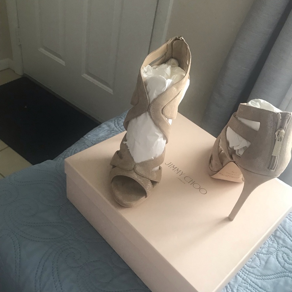 Jimmy Choo - Picture 3 of 5